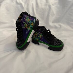 Like New Ground Up Teenage Mutant Ninja Turtles Pixel Art High Top Sneakers